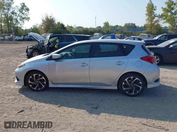 ✅ 2017 Toyota Corolla • VIN: JTNKARJE1HJ527549 • Lot: 43263213. Wystawiony na IAAI z przebiegiem 100 733 mil. Bezpłatny archiwum sprzedaży aukcyjnych z USA i szczegółowy raport historii pojazdu na DreamBid. Zdjęcie 14.