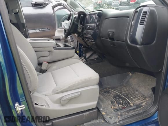 ✅ 2018 Chevrolet Silverado 2500HD Work Truck • VIN: 1GC2KUEG8JZ184035 • Lot: 42311046. Wystawiony na IAAI z przebiegiem 122 677 mil. Bezpłatny archiwum sprzedaży aukcyjnych z USA i szczegółowy raport historii pojazdu na DreamBid. Zdjęcie 5.