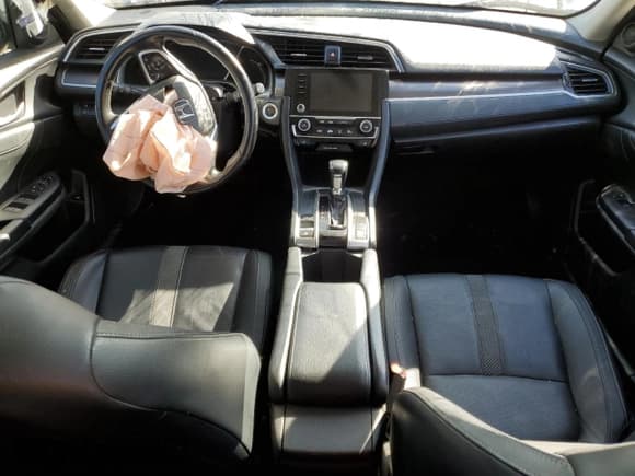 ✅ 2020 Honda Civic EX-L • VIN: 19XFC1F79LE025325 • Lot: 53350155. Wystawiony na Copart z przebiegiem 42 281 mil. Bezpłatny archiwum sprzedaży aukcyjnych z USA i szczegółowy raport historii pojazdu na DreamBid. Zdjęcie 8.