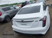 ✅ 2023 Cadillac CT5-V Blackwing • VIN: 1G6DY5R61P0810684 • Lot: 42117182. Wystawiony na IAAI z przebiegiem 21 626 mil. Bezpłatny archiwum sprzedaży aukcyjnych z USA i szczegółowy raport historii pojazdu na DreamBid. Zdjęcie 16.