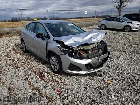 ✅ 2019 Chevrolet Cruze LT • VIN: 3G1BE6SM5KS528053 • Lot: 69807302. Listed on Copart with 66,646 mi. Free auction sales archive from the USA and detailed vehicle history report at DreamBid. Image 10.