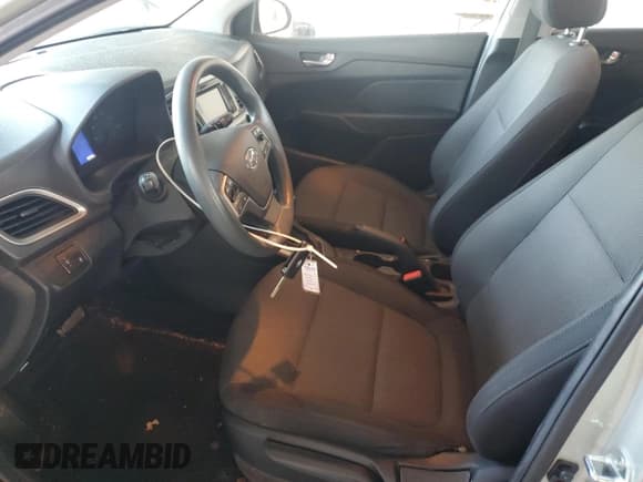✅ 2020 Hyundai Accent SE • VIN: 3KPC24A66LE101900 • Lot: 81803435. Listed on Copart with 59,403 mi. Free auction sales archive from the USA and detailed vehicle history report at DreamBid. Image 7.