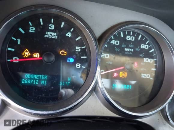 2011 Chevrolet Silverado 1500 LT с VIN 1GCNCSEA8BZ400302, выставлен на аукционе IAAI как лот 43371262 с пробегом 268 712 миль миль и . История ставок и продаж доступна на DreamBid. Изображение 7.