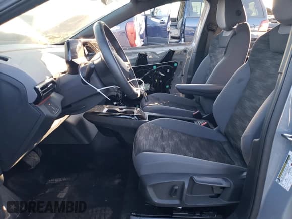 ✅ 2021 Volkswagen ID.4 Pro • VIN: WVGJNPE21MP062217 • Лот: 76445103. Опубликован ранее на Copart с пробегом 15 020 миль. Бесплатный доступ к архиву аукционных продаж из США и подробный отчёт об истории автомобиля на DreamBid. Изображение 7.