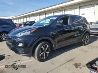 ✅ 2020 Kia Sportage LX • VIN: KNDPMCAC8L7742896 • Lot: 89862685. Wystawiony na Copart z przebiegiem 108 254 mil. Bezpłatny archiwum sprzedaży aukcyjnych z USA i szczegółowy raport historii pojazdu na DreamBid. Zdjęcie 1.