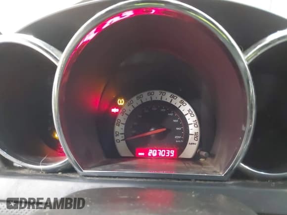 ✅ 2009 Pontiac G3 • VIN: KL2TD66E89B674120 • Lot: 41361063. Listed on IAAI with 207,039 mi. Free auction sales archive from the USA and detailed vehicle history report at DreamBid. Image 7.