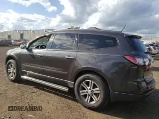 ✅ 2017 Chevrolet Traverse LS • VIN: 1GNKRFKD4HJ161658 • Lot: 70688814. Wystawiony na Copart z przebiegiem 104 272 mil. Bezpłatny archiwum sprzedaży aukcyjnych z USA i szczegółowy raport historii pojazdu na DreamBid. Zdjęcie 2.