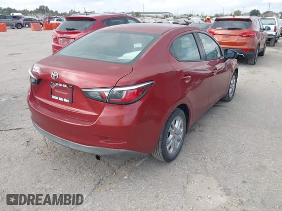 ✅ 2018 Toyota Yaris • VIN: 3MYDLBYV5JY301974 • Lot: 43761800. Listed on IAAI with 76,568 mi. Free auction sales archive from the USA and detailed vehicle history report at DreamBid. Image 4.