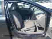 2012 Chevrolet Malibu 1LS z VIN 1G1ZB5E02CF301242, wystawiony jako IAAI lot #43411361 z przebiegiem 158 844 mil mil oraz . Historia ofert i sprzedaży dostępna na DreamBid. Obrazek 5.