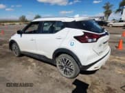 ✅ 2021 Nissan Kicks SV • VIN: 3N1CP5CVXML470576 • Lot: 86707755. Wystawiony na Copart z przebiegiem 104 214 mil. Bezpłatny archiwum sprzedaży aukcyjnych z USA i szczegółowy raport historii pojazdu na DreamBid. Zdjęcie 2.