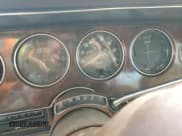 ✅ 1977 Ford Thunderbird • VIN: 7GB75315713 • Lot: 50588904. Wystawiony na Copart z przebiegiem 88 538 mil. Bezpłatny archiwum sprzedaży aukcyjnych z USA i szczegółowy raport historii pojazdu na DreamBid. Zdjęcie 9.