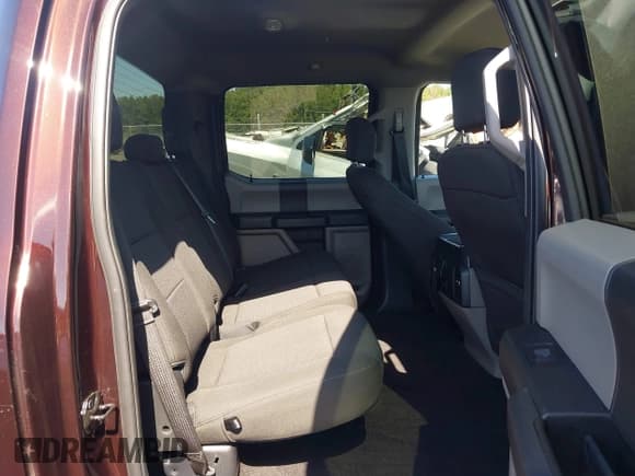 ✅ 2019 Ford F-150 XL • VIN: 1FTEW1CP4KKC27895 • Lot: 43342180. Listed on IAAI with 97,144 mi. Free auction sales archive from the USA and detailed vehicle history report at DreamBid. Image 8.