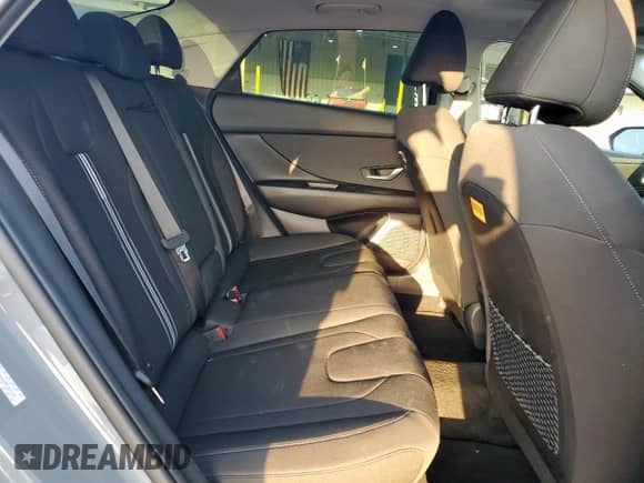 2022 Hyundai Elantra SEL с VIN KMHLN4AG5NU262710, выставлен на аукционе Copart как лот 85861755 с пробегом 42 688 миль миль и Списание • Salvage title. История ставок и продаж доступна на DreamBid. Изображение 10.