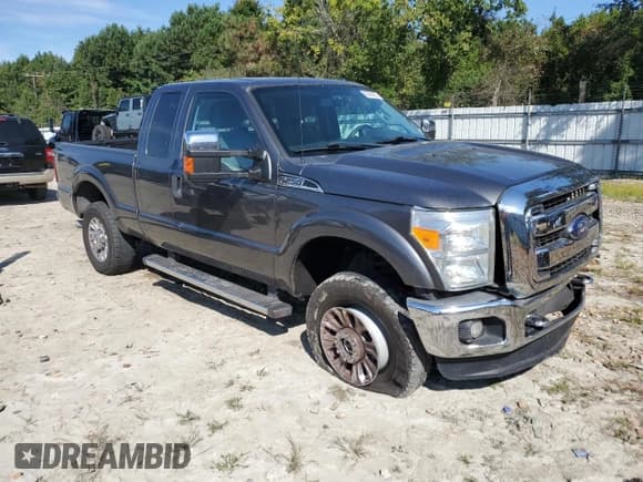 ✅ 2015 Ford F-250 XLT • VIN: 1FT7X2B66FEA67351 • Лот: 82068095. Опубликован ранее на Copart с пробегом 185 445 миль. Бесплатный доступ к архиву аукционных продаж из США и подробный отчёт об истории автомобиля на DreamBid. Изображение 4.