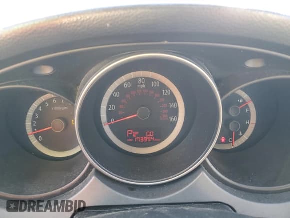 ✅ 2010 Kia Optima LX • VIN: KNAGG4A86A5379903 • Лот: 73708134. Опубликован ранее на Copart с пробегом 173 994 миль. Бесплатный доступ к архиву аукционных продаж из США и подробный отчёт об истории автомобиля на DreamBid. Изображение 9.