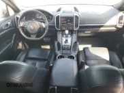 ✅ 2011 Porsche Cayenne S • VIN: WP1AB2A20BLA55333 • Lot: 52604425. Listed on Copart with 90,321 mi. Free auction sales archive from the USA and detailed vehicle history report at DreamBid. Image 8.