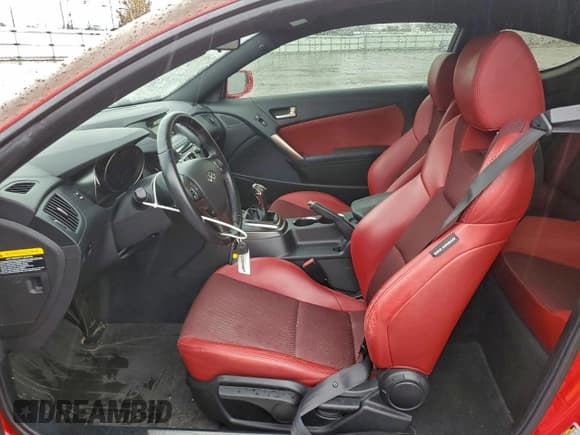 ✅ 2013 Hyundai Genesis Coupe Track • VIN: KMHHU6KJ9DU101399 • Lot: 93871195. Listed on Copart with 56,370 mi. Free auction sales archive from the USA and detailed vehicle history report at DreamBid. Image 7.