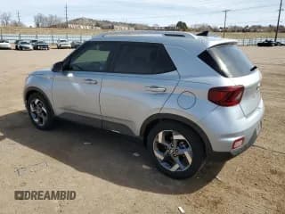 ✅ 2021 Hyundai Venue SEL • VIN: KMHRC8A32MU118762 • Lot: 50267805. Wystawiony na Copart z przebiegiem 59 200 mil. Bezpłatny archiwum sprzedaży aukcyjnych z USA i szczegółowy raport historii pojazdu na DreamBid. Zdjęcie 2.