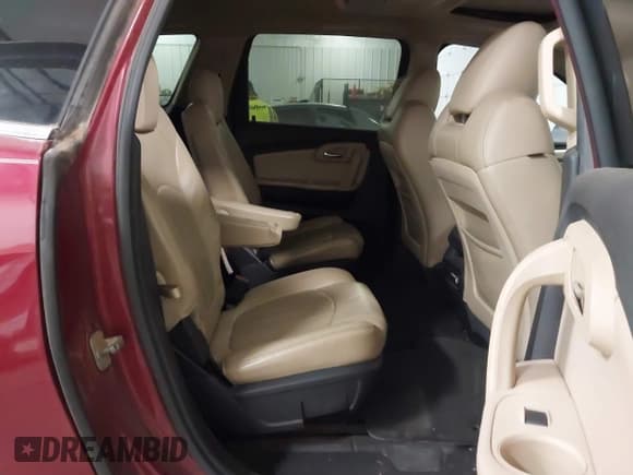 ✅ 2010 Chevrolet Traverse LTZ • VIN: 1GNLRHED1AS133182 • Лот: 41826524. Опубликован ранее на IAAI с пробегом 214 266 миль. Бесплатный доступ к архиву аукционных продаж из США и подробный отчёт об истории автомобиля на DreamBid. Изображение 8.