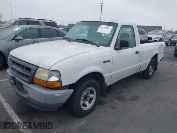 ✅ 1999 Ford Ranger XL • VIN: 1FTYR10C6XUB10160 • Lot: 42725167. Listed on IAAI with 132,753 mi. Free auction sales archive from the USA and detailed vehicle history report at DreamBid. Image 2.