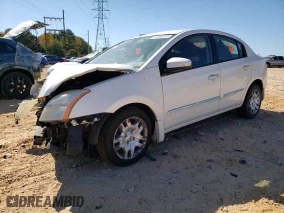 ✅ 2012 Nissan Sentra S • VIN: 3N1AB6AP8CL783205 • Lot: 82706745. Wystawiony na Copart z przebiegiem Nie podano. Bezpłatny archiwum sprzedaży aukcyjnych z USA i szczegółowy raport historii pojazdu na DreamBid. Zdjęcie 1.