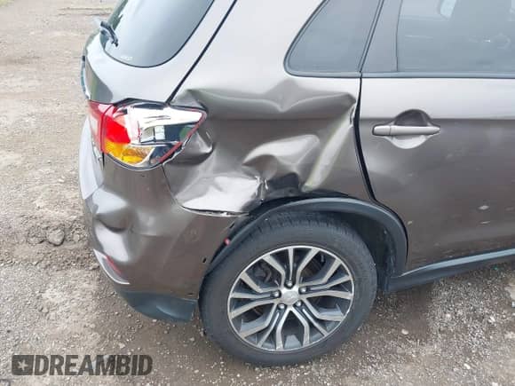 2018 Mitsubishi Outlander ES with VIN JA4AR3AU4JU020950, listed as a IAAI auction lot 42695292 with 58,134 mi miles and . Bid and sale history available at DreamBid. Image 17.