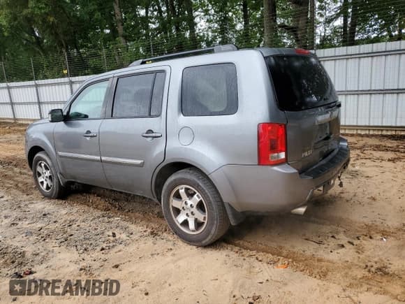 ✅ 2009 Honda Pilot Touring • VIN: 5FNYF38999B015049 • Lot: 68179855. Wystawiony na Copart z przebiegiem 238 968 mil. Bezpłatny archiwum sprzedaży aukcyjnych z USA i szczegółowy raport historii pojazdu na DreamBid. Zdjęcie 2.