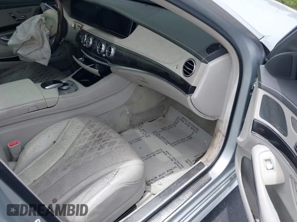 ✅ 2015 Mercedes-Benz S 550 • VIN: WDDUG8CB4FA113791 • Лот: 42427803. Опубликован ранее на IAAI с пробегом 175 586 миль. Бесплатный доступ к архиву аукционных продаж из США и подробный отчёт об истории автомобиля на DreamBid. Изображение 5.