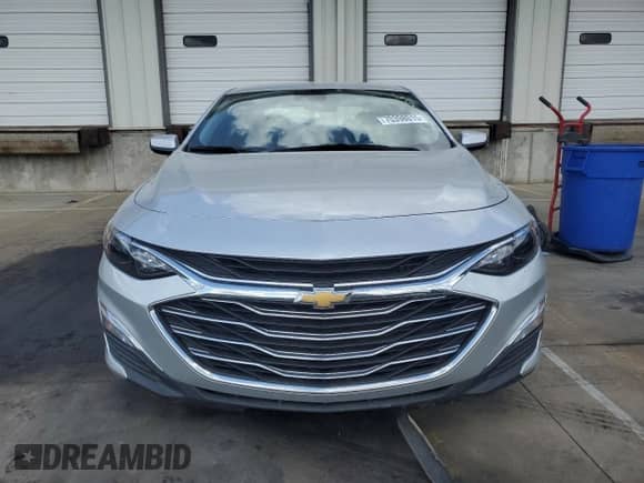 2022 Chevrolet Malibu LS z VIN 1G1ZC5ST1NF174336, wystawiony jako Copart lot #70398015 z przebiegiem 82 283 mil mil oraz Szkoda całkowita • Salvage title. Historia ofert i sprzedaży dostępna na DreamBid. Obrazek 5.