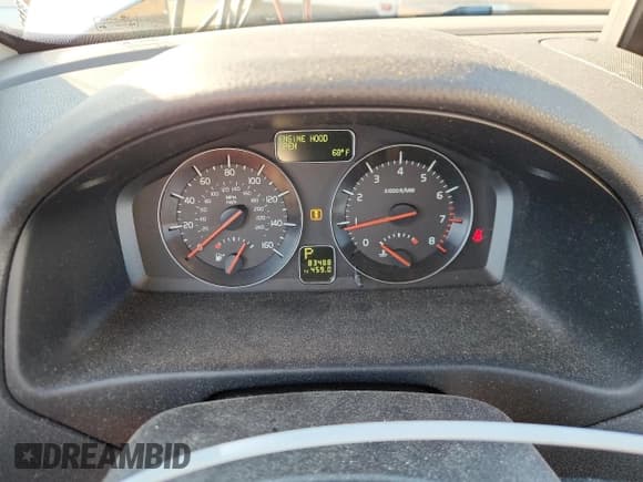 ✅ 2008 Volvo C70 • VIN: YV1MC672X8J047698 • Lot: 80341345. Wystawiony na Copart z przebiegiem 83 488 mil. Bezpłatny archiwum sprzedaży aukcyjnych z USA i szczegółowy raport historii pojazdu na DreamBid. Zdjęcie 9.