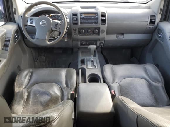 ✅ 2008 Nissan Frontier LE • VIN: 1N6AD07W18C405116 • Lot: 87545325. Wystawiony na Copart z przebiegiem 197 556 mil. Bezpłatny archiwum sprzedaży aukcyjnych z USA i szczegółowy raport historii pojazdu na DreamBid. Zdjęcie 8.