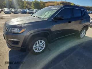 ✅ 2021 Jeep Compass Sport • VIN: 3C4NJDAB0MT523554 • Lot: 85908985. Wystawiony na Copart z przebiegiem 54 759 mil. Bezpłatny archiwum sprzedaży aukcyjnych z USA i szczegółowy raport historii pojazdu na DreamBid. Zdjęcie 1.