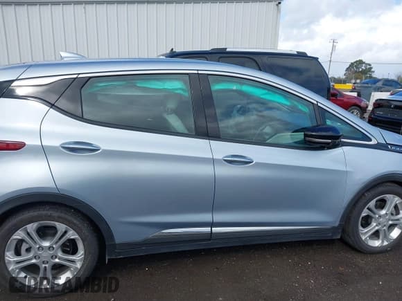 ✅ 2018 Chevrolet Bolt EV LT • VIN: 1G1FW6S05J4115530 • Lot: 41815292. Wystawiony na IAAI z przebiegiem 42 067 mil. Bezpłatny archiwum sprzedaży aukcyjnych z USA i szczegółowy raport historii pojazdu na DreamBid. Zdjęcie 13.