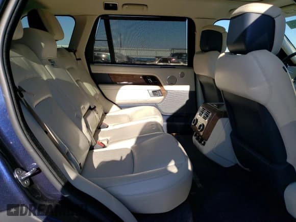 ✅ 2019 Land Rover Range Rover • VIN: SALGS5RE1KA555985 • Lot: 42646015. Listed on Copart with 53,265 mi. Free auction sales archive from the USA and detailed vehicle history report at DreamBid. Image 11.