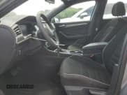 ✅ 2022 Volkswagen Jetta Sport • VIN: 3VWBM7BUXNM033787 • Lot: 68200195. Wystawiony na Copart z przebiegiem 30 337 mil. Bezpłatny archiwum sprzedaży aukcyjnych z USA i szczegółowy raport historii pojazdu na DreamBid. Zdjęcie 7.