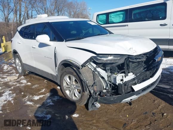 ✅ 2020 Chevrolet Blazer LT • VIN: 3GNKBBRA6LS705853 • Лот: 41646508. Опубликован ранее на IAAI с пробегом 56 115 миль. Бесплатный доступ к архиву аукционных продаж из США и подробный отчёт об истории автомобиля на DreamBid. Изображение 1.