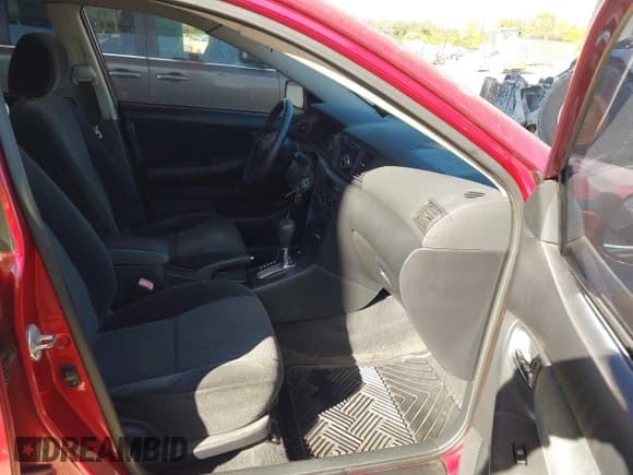 ✅ 2004 Toyota Corolla CE • VIN: 1NXBR32E84Z317639 • Лот: 43725649. Опубликован ранее на IAAI с пробегом 276 744 миль. Бесплатный доступ к архиву аукционных продаж из США и подробный отчёт об истории автомобиля на DreamBid. Изображение 5.