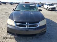 ✅ 2014 Dodge Avenger SE • VIN: 1C3CDZAB4EN105483 • Lot: 42756085. Wystawiony na Copart z przebiegiem 232 830 mil. Bezpłatny archiwum sprzedaży aukcyjnych z USA i szczegółowy raport historii pojazdu na DreamBid. Zdjęcie 5.