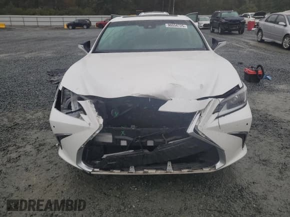 ✅ 2021 Lexus ES 300h Luxury • VIN: 58AEA1C12MU005457 • Lot: 90058725. Wystawiony na Copart z przebiegiem 53 766 mil. Bezpłatny archiwum sprzedaży aukcyjnych z USA i szczegółowy raport historii pojazdu na DreamBid. Zdjęcie 5.