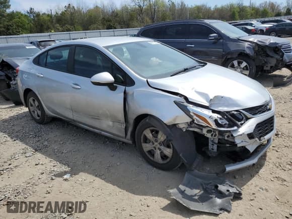 ✅ 2017 Chevrolet Cruze LS • VIN: 1G1BC5SM5H7165583 • Lot: 46717483. Listed on Copart with 152,247 mi. Free auction sales archive from the USA and detailed vehicle history report at DreamBid. Image 4.