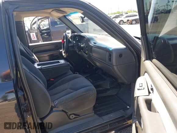 2003 Chevrolet Silverado 1500 LS с VIN 2GCEC19X531364331, выставлен на аукционе IAAI как лот 42451914 с пробегом 54 431 миль миль и . История ставок и продаж доступна на DreamBid. Изображение 5.