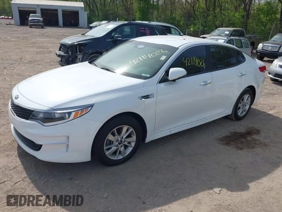 ✅ 2018 Kia Optima S • VIN: 5XXGT4L37JG217435 • Lot: 42114026. Listed on IAAI with 110,982 mi. Free auction sales archive from the USA and detailed vehicle history report at DreamBid. Image 18.
