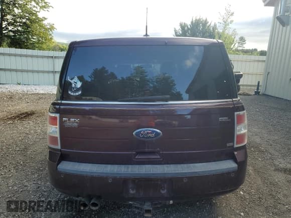 ✅ 2011 Ford Flex SEL • VIN: 2FMHK6CC0BBD12418 • Lot: 70412325. Wystawiony na Copart z przebiegiem 167 597 mil. Bezpłatny archiwum sprzedaży aukcyjnych z USA i szczegółowy raport historii pojazdu na DreamBid. Zdjęcie 6.