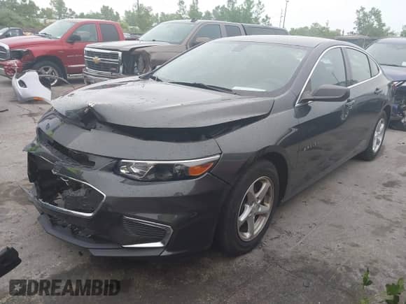 2018 Chevrolet Malibu LS z VIN 1G1ZB5ST2JF117656, wystawiony jako IAAI lot #42434210 z przebiegiem 90 785 mil mil oraz . Historia ofert i sprzedaży dostępna na DreamBid. Obrazek 17.