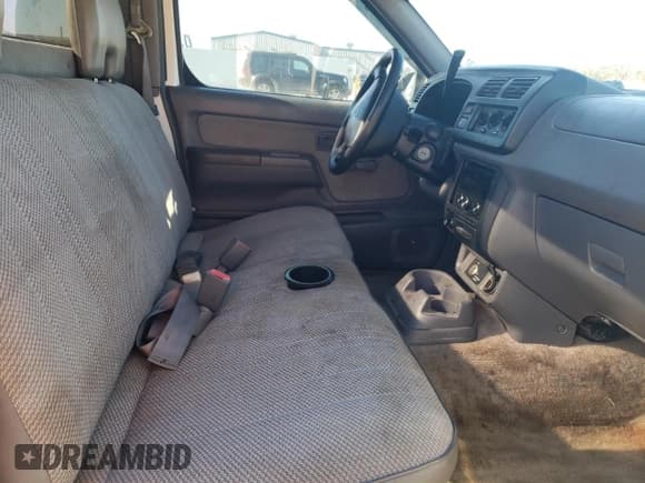 ✅ 2000 Nissan Frontier XE • VIN: 1N6DD21S9YC359419 • Лот: 90317195. Опубликован ранее на Copart с пробегом 106 535 миль. Бесплатный доступ к архиву аукционных продаж из США и подробный отчёт об истории автомобиля на DreamBid. Изображение 10.