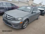 ✅ 2012 Mercedes-Benz C 250 • VIN: WDDGJ4HB6CF864731 • Lot: 41177482. Wystawiony na IAAI z przebiegiem 134 642 mil. Bezpłatny archiwum sprzedaży aukcyjnych z USA i szczegółowy raport historii pojazdu na DreamBid. Zdjęcie 2.