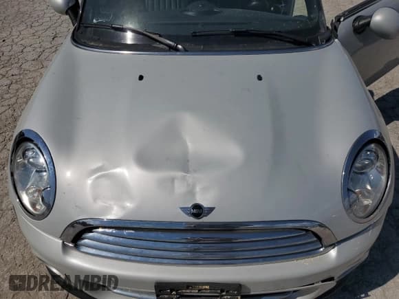 ✅ 2015 MINI Convertible • VIN: WMWZN3C58FT862193 • Lot: 66666545. Wystawiony na Copart z przebiegiem 53 555 mil. Bezpłatny archiwum sprzedaży aukcyjnych z USA i szczegółowy raport historii pojazdu na DreamBid. Zdjęcie 11.