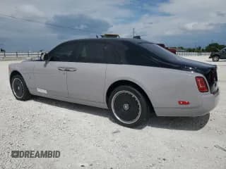 ✅ 2024 Rolls-Royce Phantom • VIN: SCATT6C05RU226082 • Lot: 51802205. Listed on Copart with 2,562 mi. Free auction sales archive from the USA and detailed vehicle history report at DreamBid. Image 2.