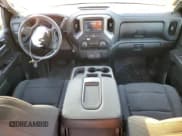 ✅ 2022 Chevrolet Silverado 1500 Work Truck • VIN: 1GCPAAEK2NZ529013 • Lot: 80118443. Wystawiony na Copart z przebiegiem 22 608 mil. Bezpłatny archiwum sprzedaży aukcyjnych z USA i szczegółowy raport historii pojazdu na DreamBid. Zdjęcie 8.