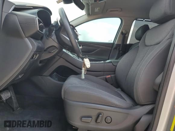 ✅ 2022 Hyundai Santa Fe XRT • VIN: 5NMS64AJ4NH437786 • Lot: 52580744. Wystawiony na Copart z przebiegiem 20 652 mil. Bezpłatny archiwum sprzedaży aukcyjnych z USA i szczegółowy raport historii pojazdu na DreamBid. Zdjęcie 7.